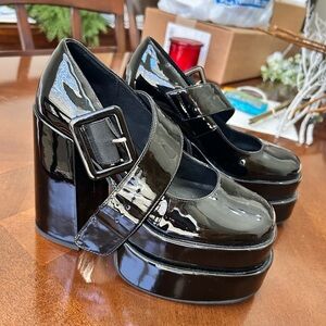 Steve Madden Black Patent Leather Heels
